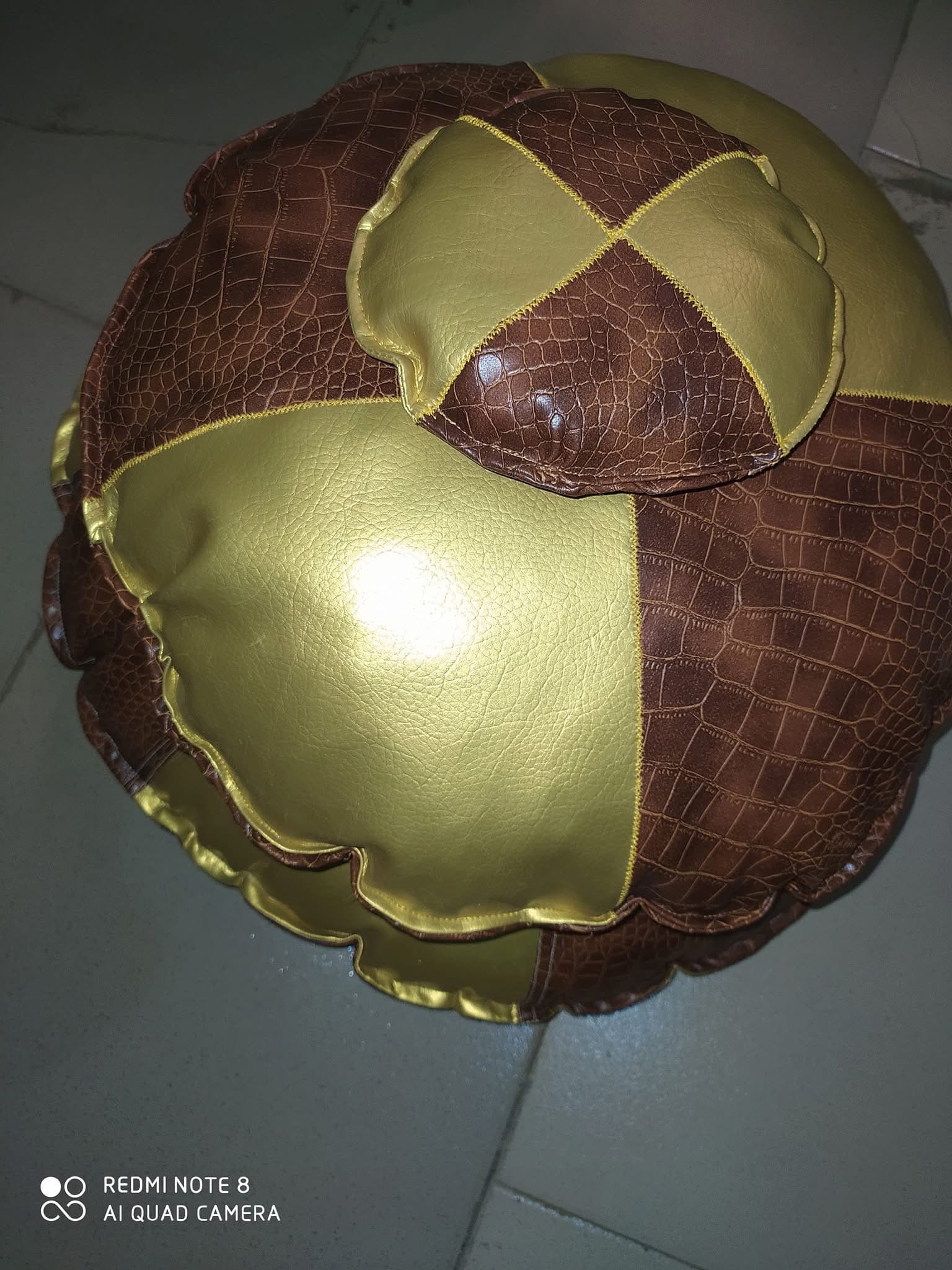Ball-Shaped Footrest